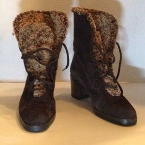 Vicini suede boots